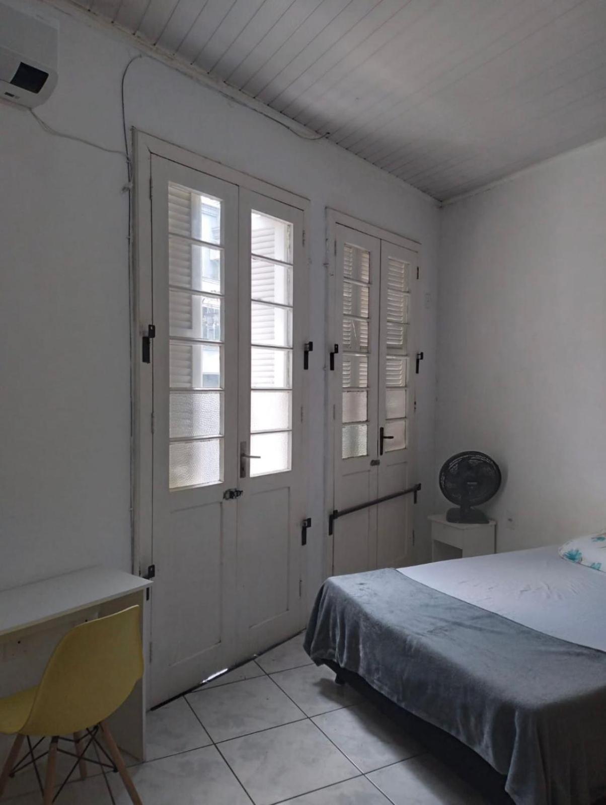 Hostel Bahia Porto Alegre Bagian luar foto