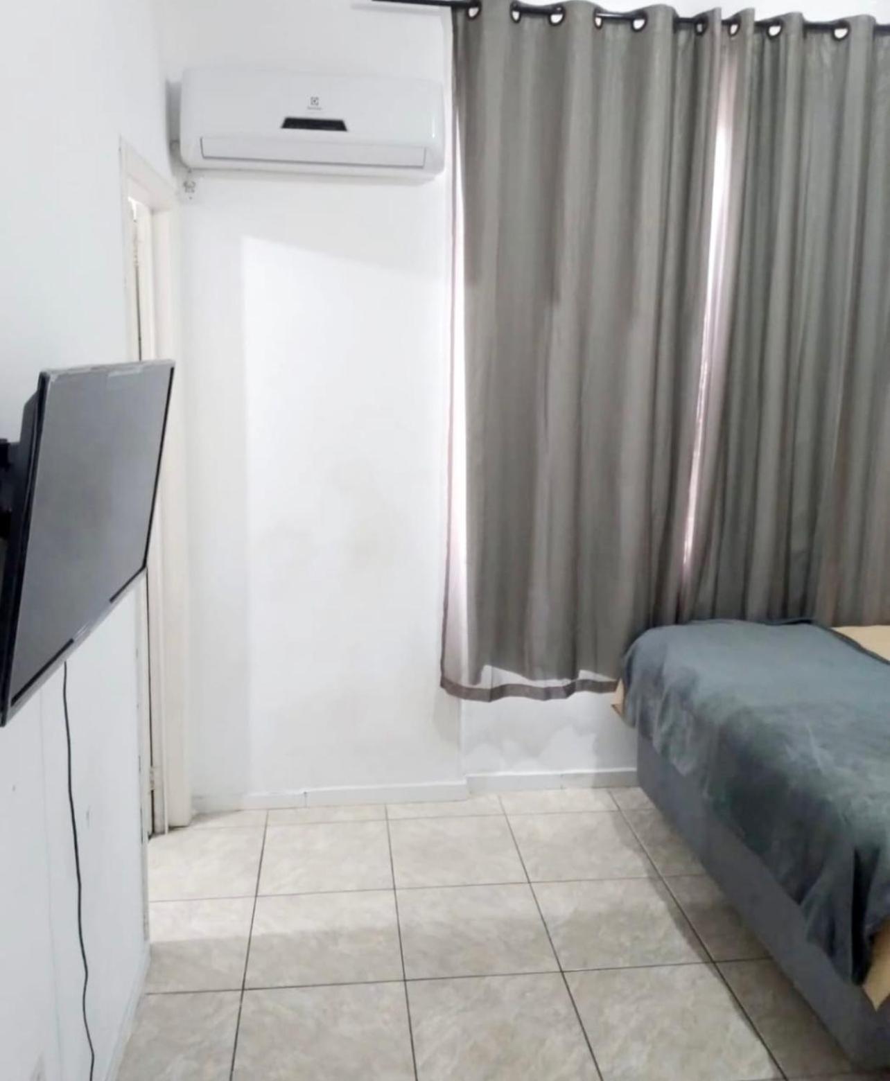 Hostel Bahia Porto Alegre Bagian luar foto